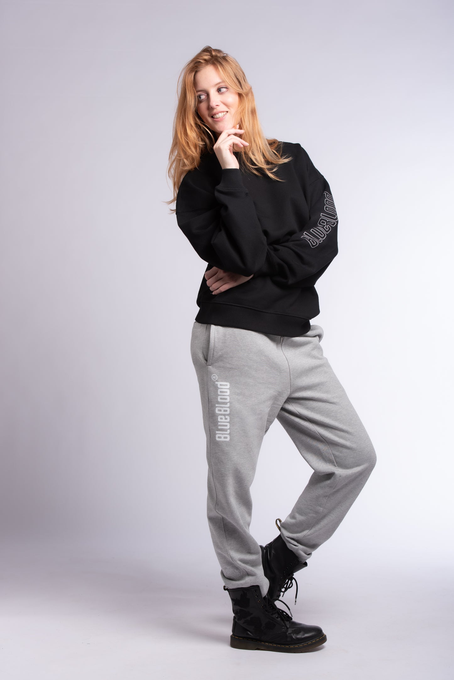 Lässiges Sweatshirt mit Rundhalsausschnitt in Schwarz