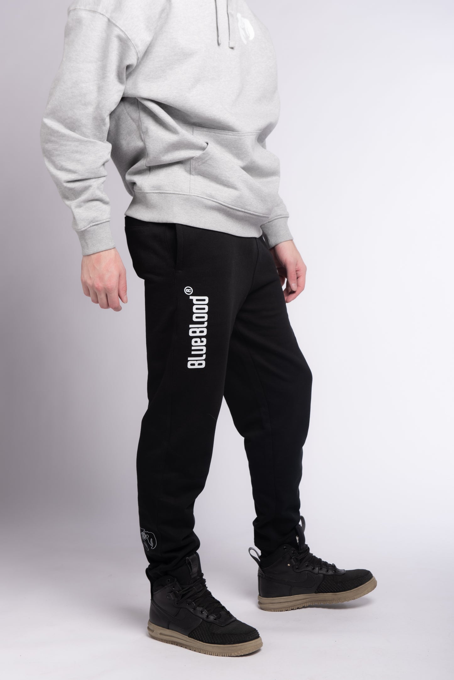 Iconic jogger pants Black