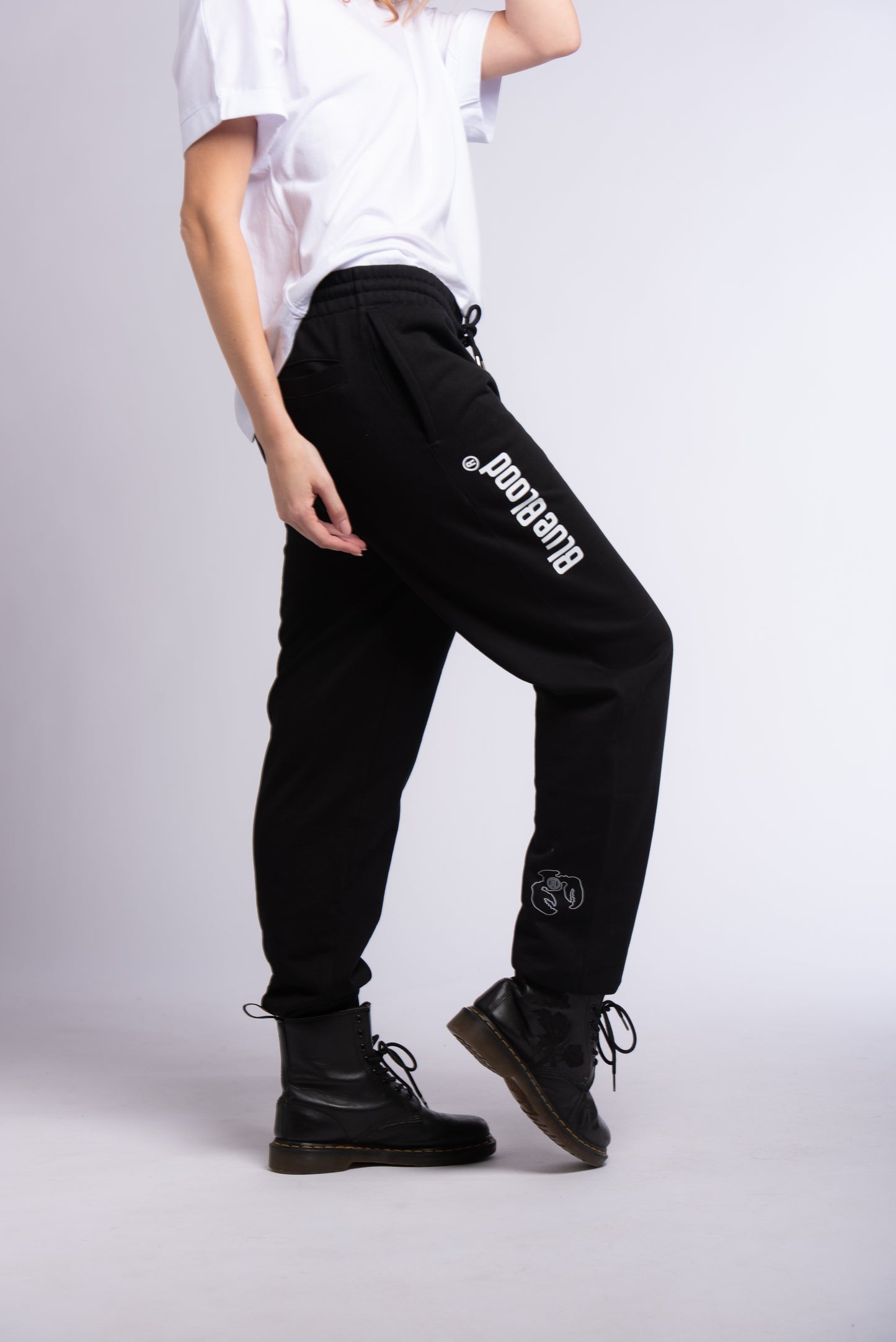 Iconic jogger pants Black